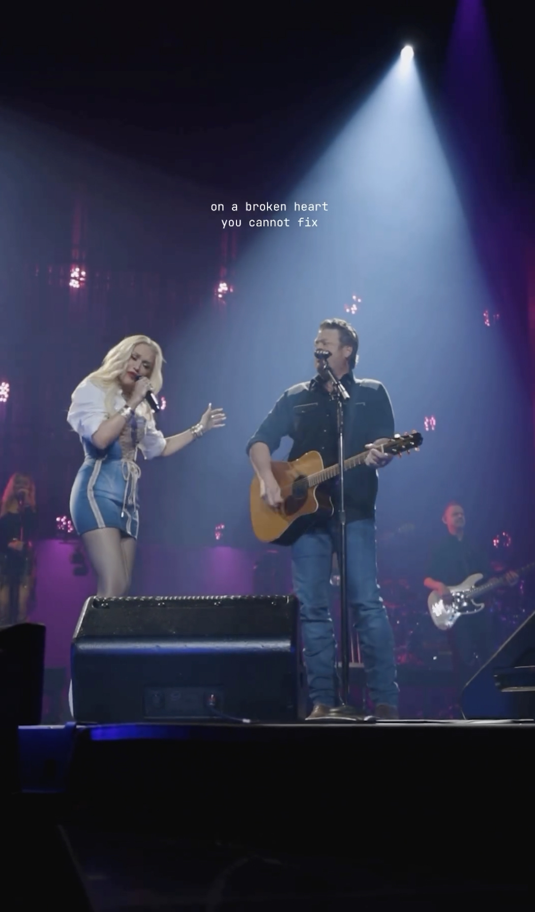 Blake Shelton shared a video of his duet performance with Gwen