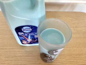 Star Wars TruMoo Blue Milk glass and bottle wide