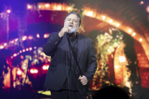 Russell Crowe is taking his band on the road