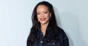 The Ambanis Pre-Wedding: Rihanna Sparks Pregnancy Rumors With Her Seemingly Bloated Belly, Netizens Say "My Sister Working On That 3rd Baby..."