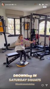 Jessica Biel in Workout Gear Does "Saturday Squats"