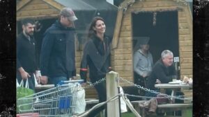 Kate Middleton Seen in New Video Enjoying Windsor Farm Shop with William