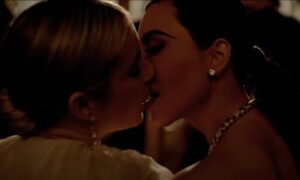 Kim Kardashian and Emma Roberts KISS in new AHS trailer