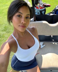 Paige Spiranac's rival Waiyi Chan has stunned her fans again