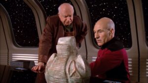 A scene with Dr. Galen (Norman Lloyd) and Captain Picard (Patrick Stewart) in the Star Trek: The Next Generation episode The Chase.