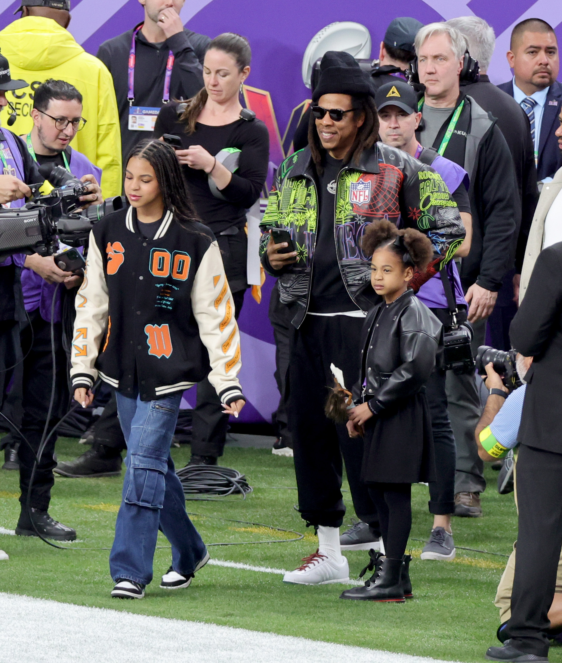 Jay-Z attended the Super Bowl with his daughters Blue Ivy and Rumi