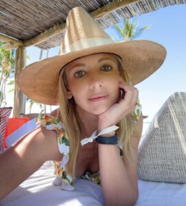Sarah Michelle Gellar has been flaunting her figure on a family vacation
