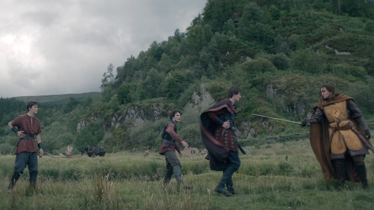 A Bracken woman draws her sword on Blackwood men out in the open on House of the Dragon