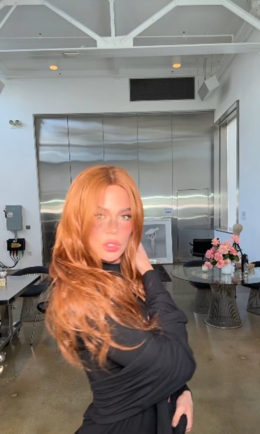 Others complained about how Khloe's body looked and compared her to Lindsay Lohan since her hair was dyed red
