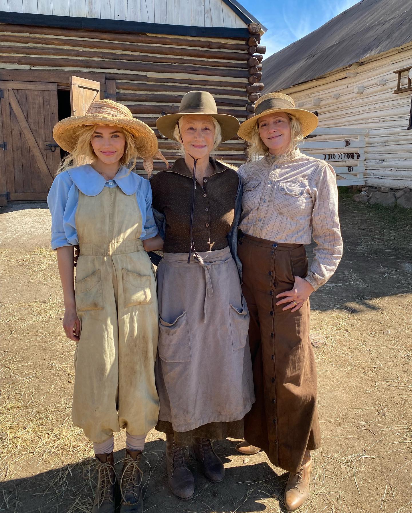 Michelle shared a throwback snap with co-stars Helen Mirren and Marley Shelton on the set of 1923
