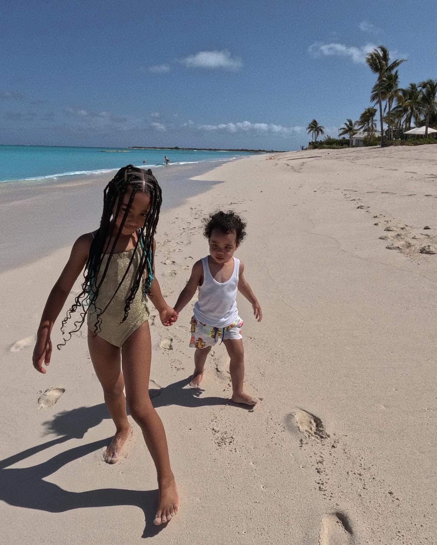 The star's family enjoyed an island getaway for Spring Break