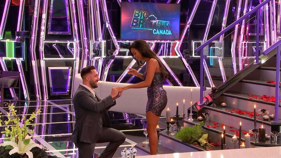 Dem returned to the Big Brother house to propose to Ika in March 2022