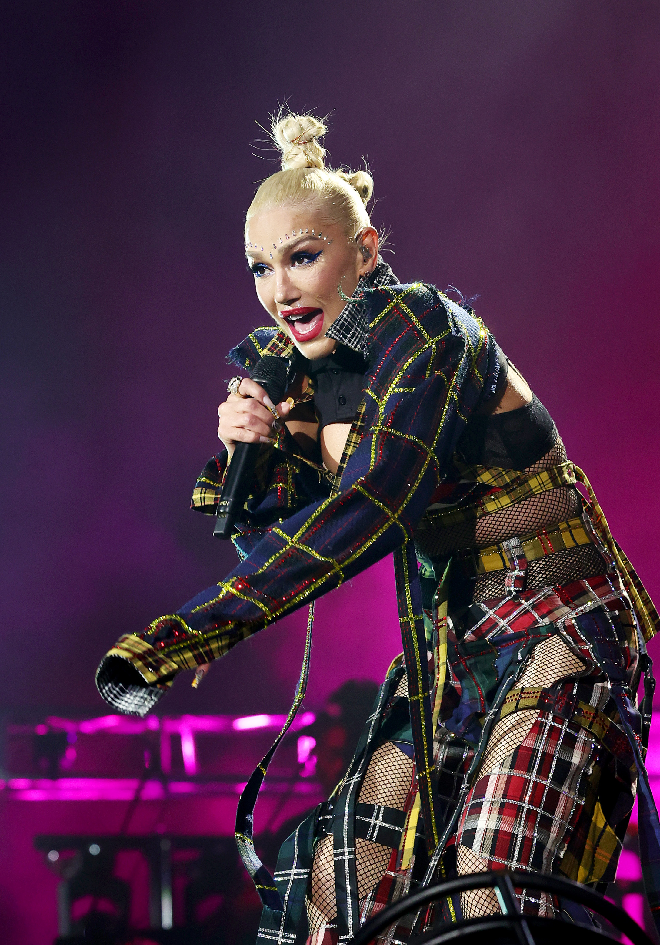 Gwen reunited with her old band, No Doubt, over the weekend to perform at Coachella music festival