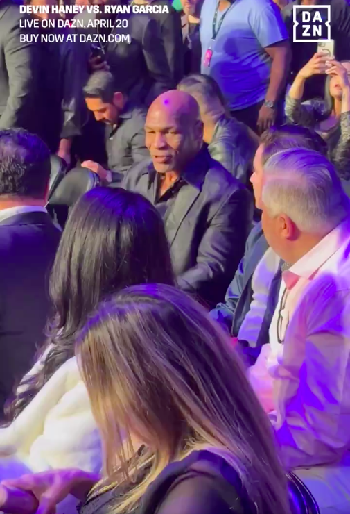 Tyson was met with huge cheers by the New York crowd