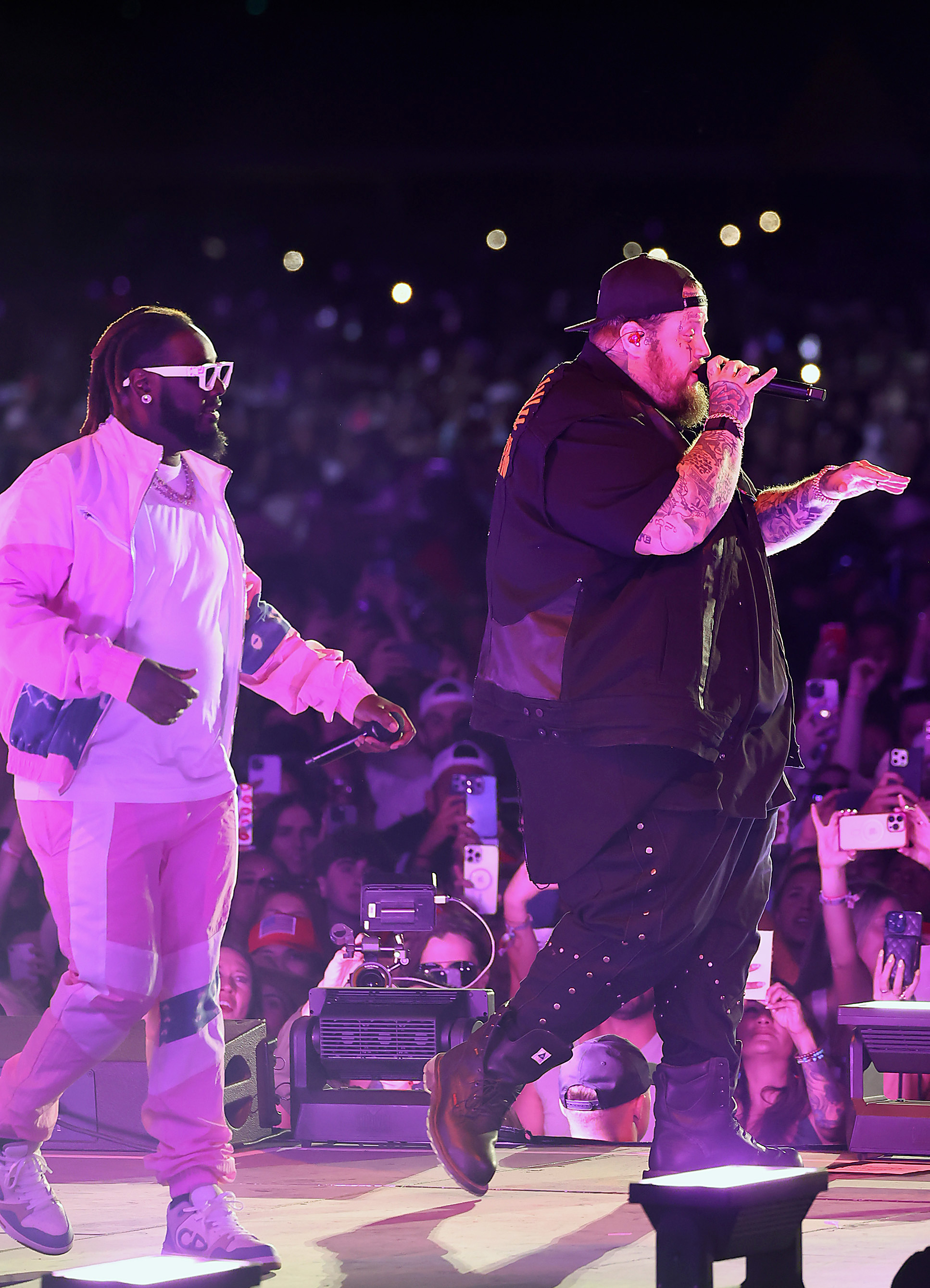 T-Pain performed with Jelly on the T-Mobile Mane Stage during Stagecoach 2024
