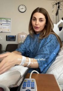 YouTuber Aspyn Ovard shared comedic videos of her husband at the hospital the same day she filed for divorce