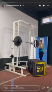 Clara Fernández in Two-Piece Workout Gear Does Squats With Heavy Weights