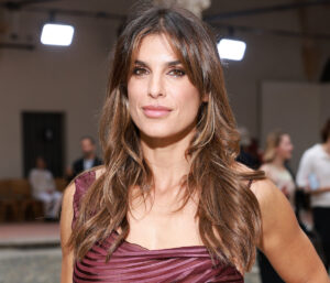 Elisabetta Canalis In Workout Gear Says “Back To Weights Today!”