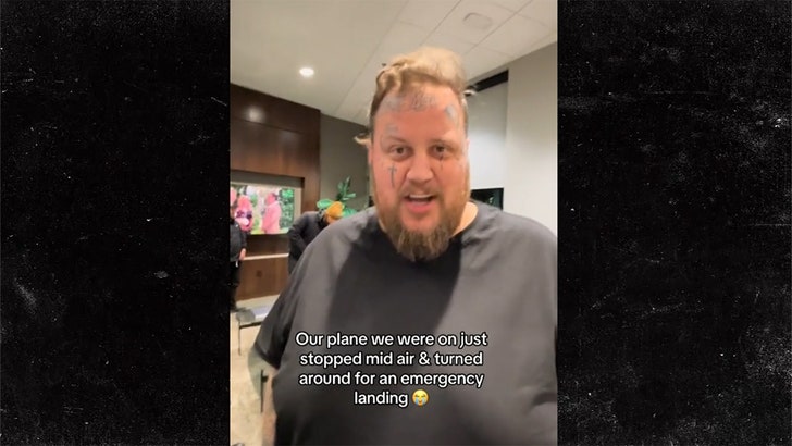 Jelly Roll's Private Jet Forced to Make Emergency Landing On Way to CMTs