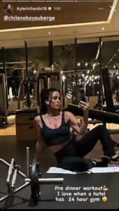 Kyle Richards In Workout Gear Shares “Pre-Dinner” Gym Selfie