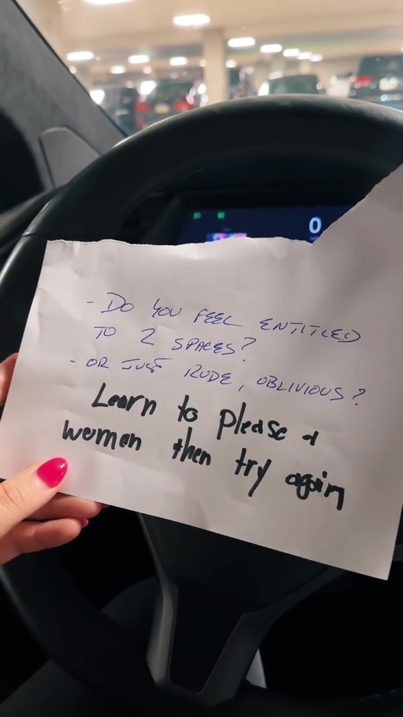 A woman has been left confused after seeing a passive-aggressive note stuck on her car