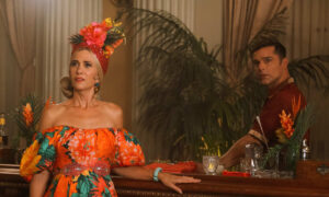 Ricky Martin and Kristen Wiig dance in 'Palm Royale'