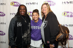 Zendaya with her parents, Kazembe Ajamu Coleman and Claire Stoermer, at the Q012 Performance Theater in Bala Cynwyd, Pennsylvania, on October 17, 2013