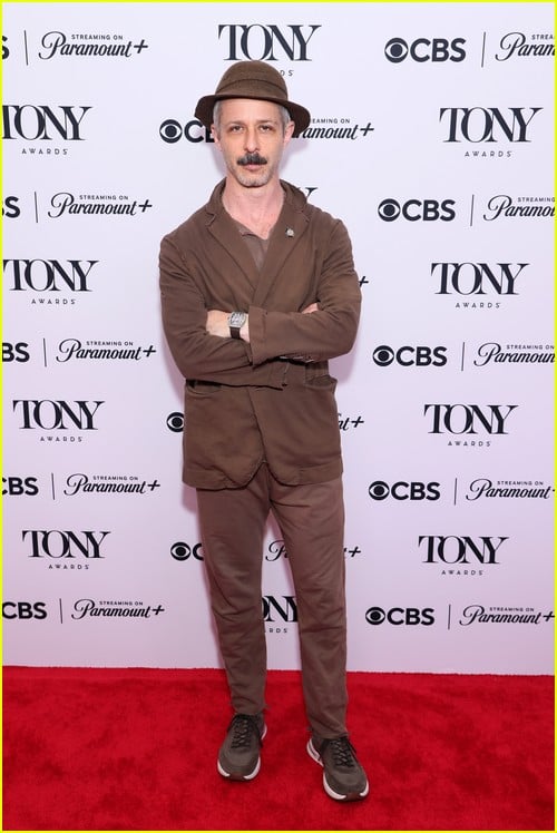  Jeremy Strong at the Tony Nominees event