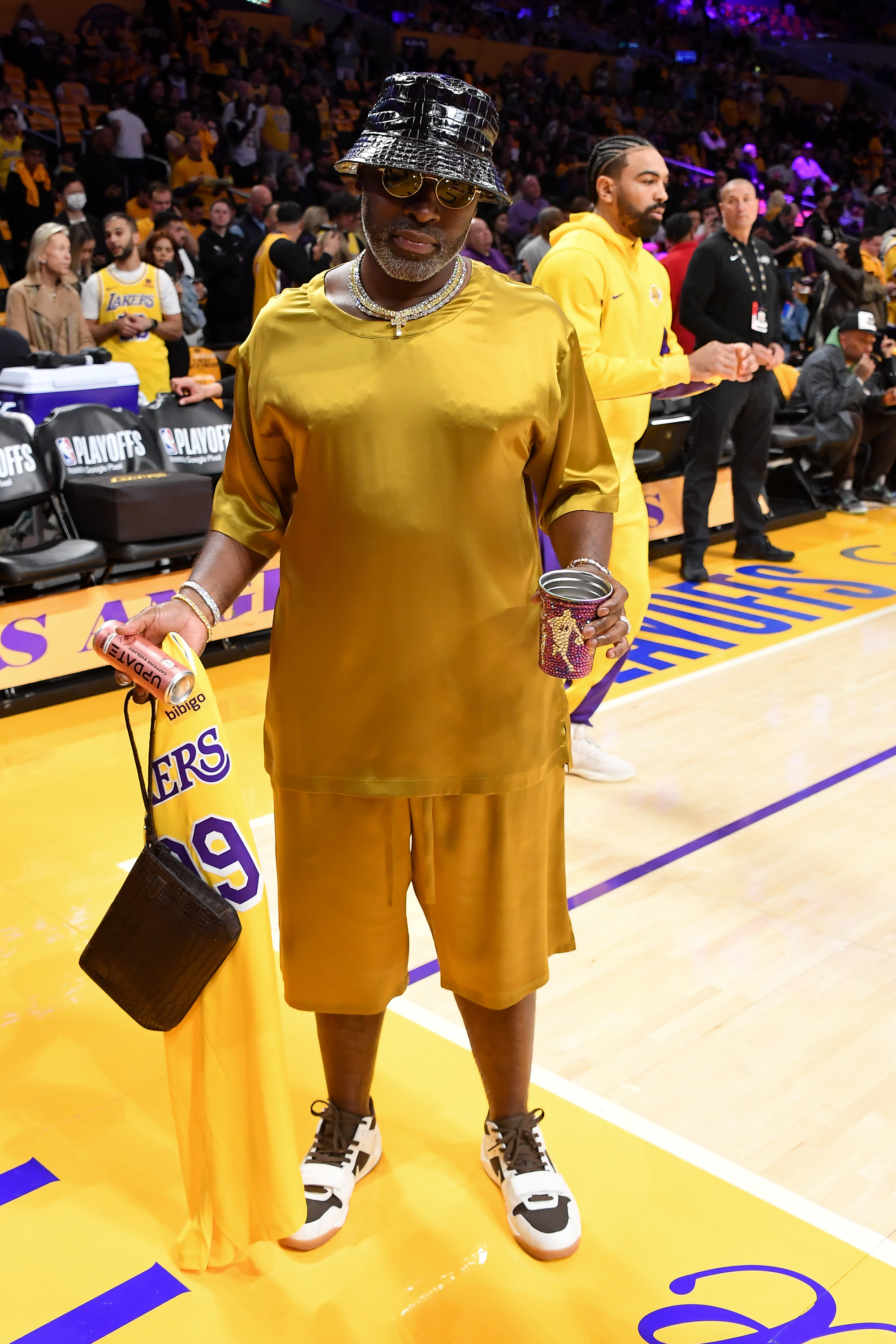 Recently, Corey has shocked fans with his wild look at a Los Angeles Lakers game