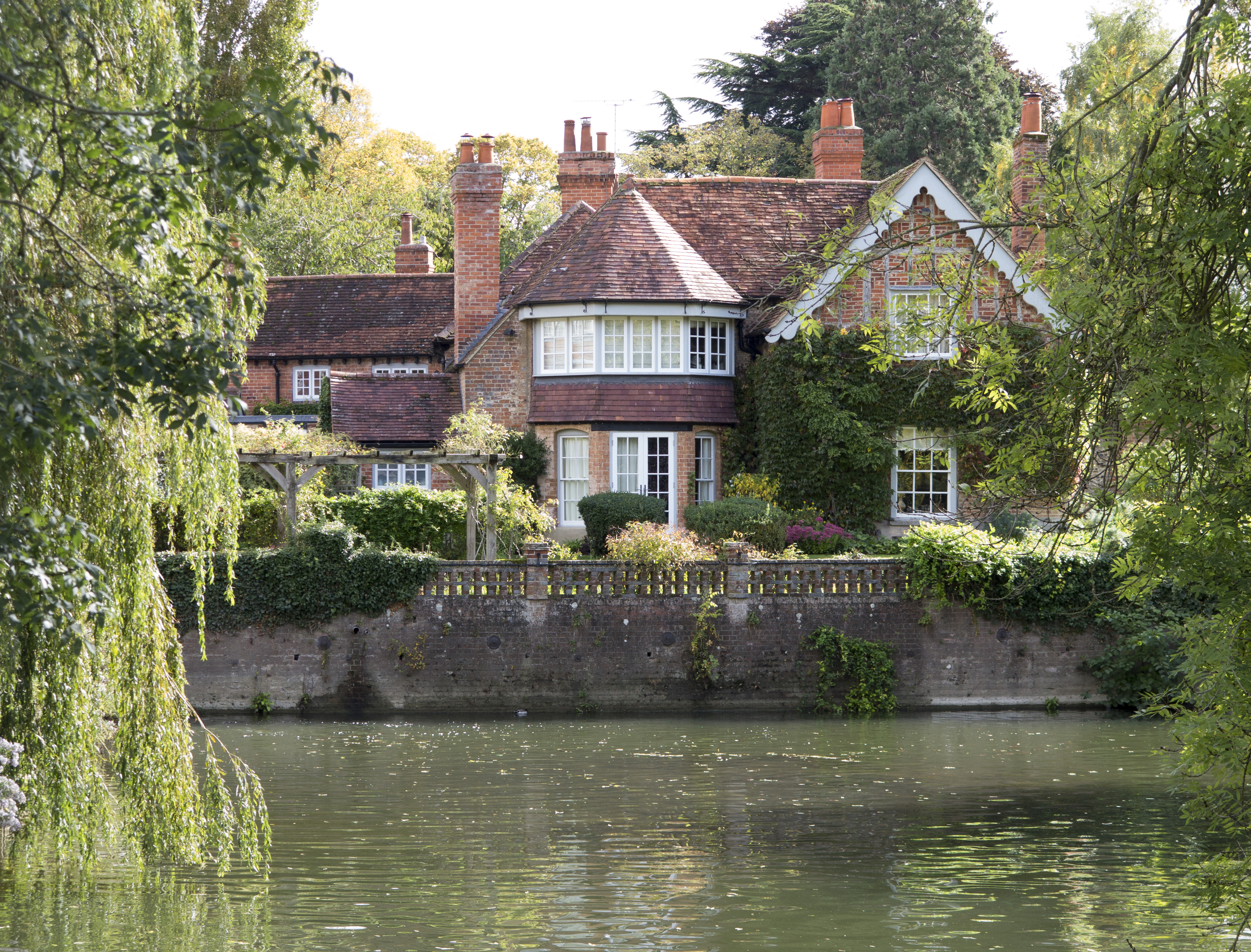 George spent much of his time at this home in Goring, Berkshire, and later died there in 2019