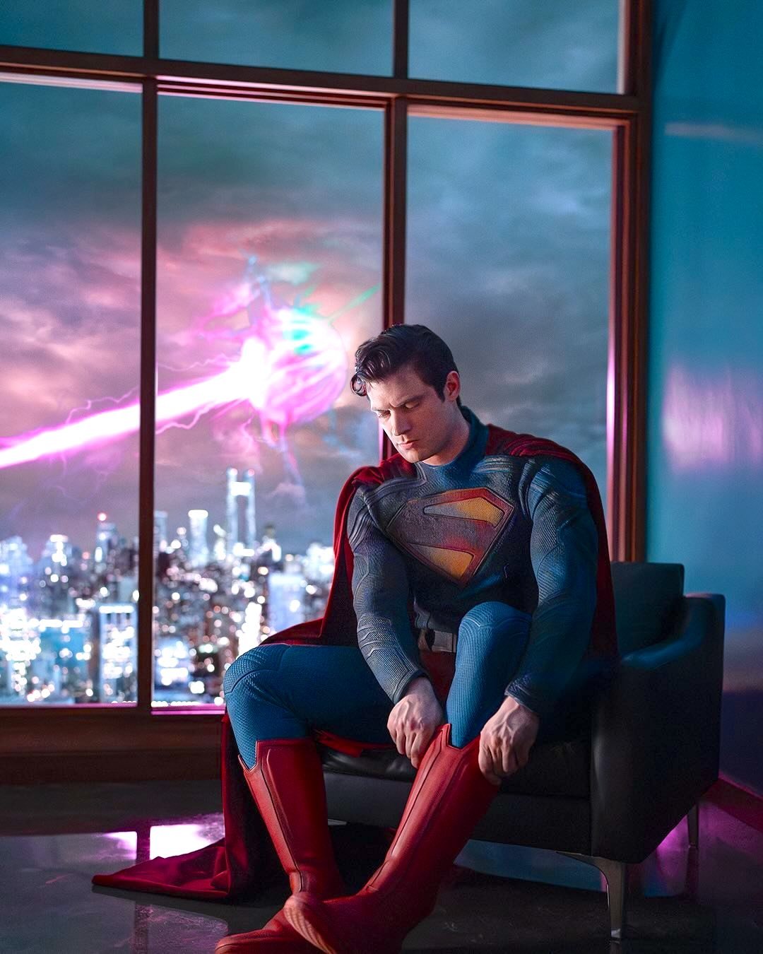 1715014411_James-Gunn-Shares-First-Look-at-David-Corenswets-SUPERMAN-Suit.jpg