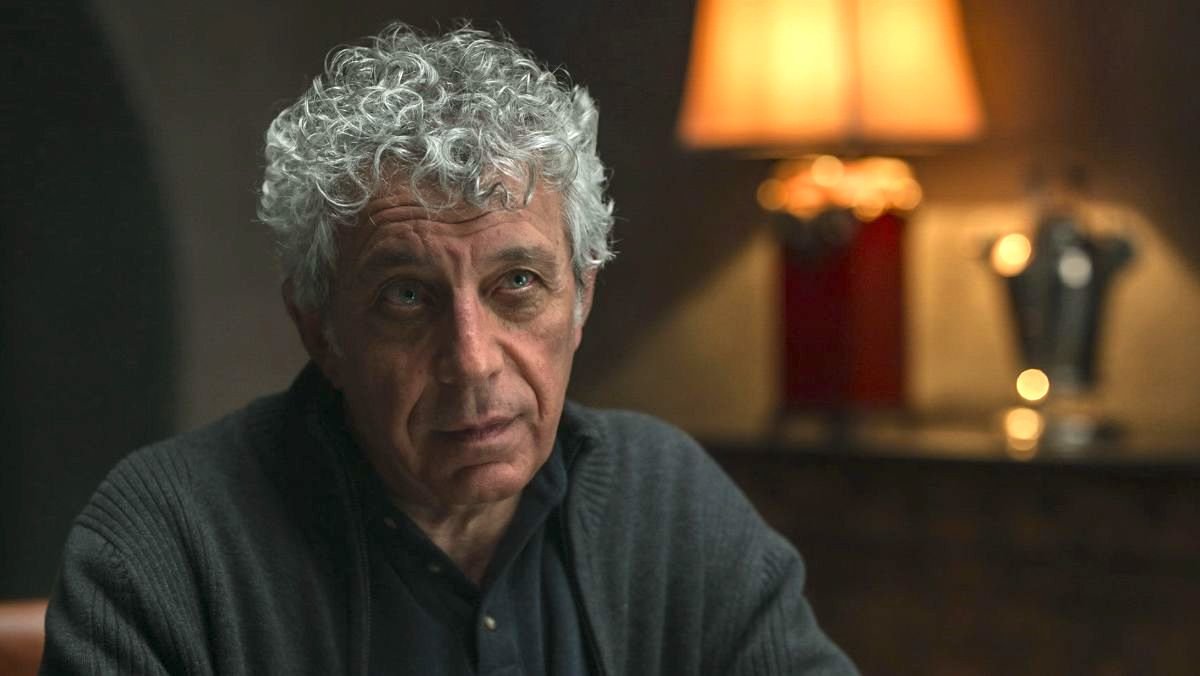 Eric Bogosian in Interview with the Vampire Season two sitting