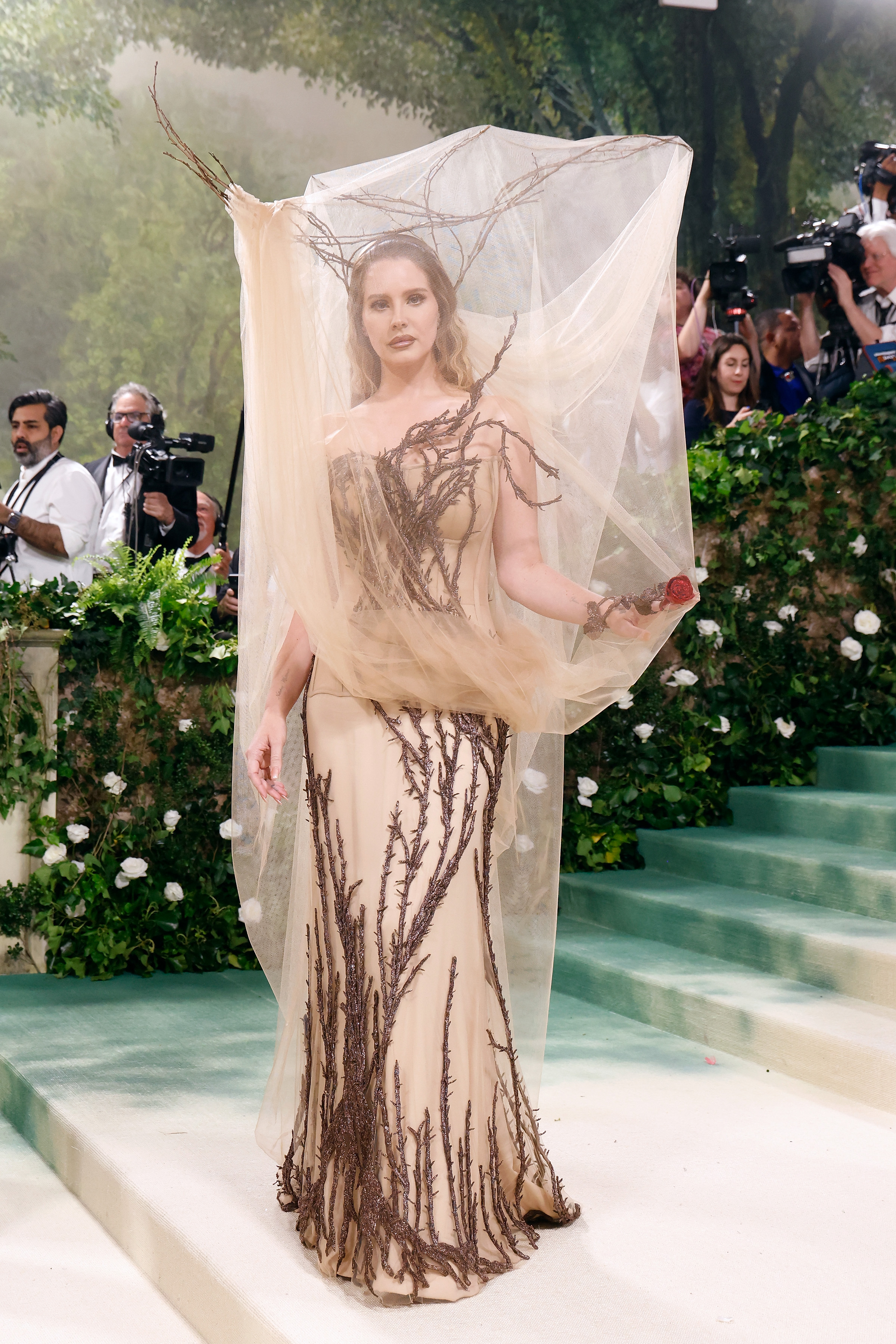 Lana donned an Alexander McQueen-inspired look for the Met Gala