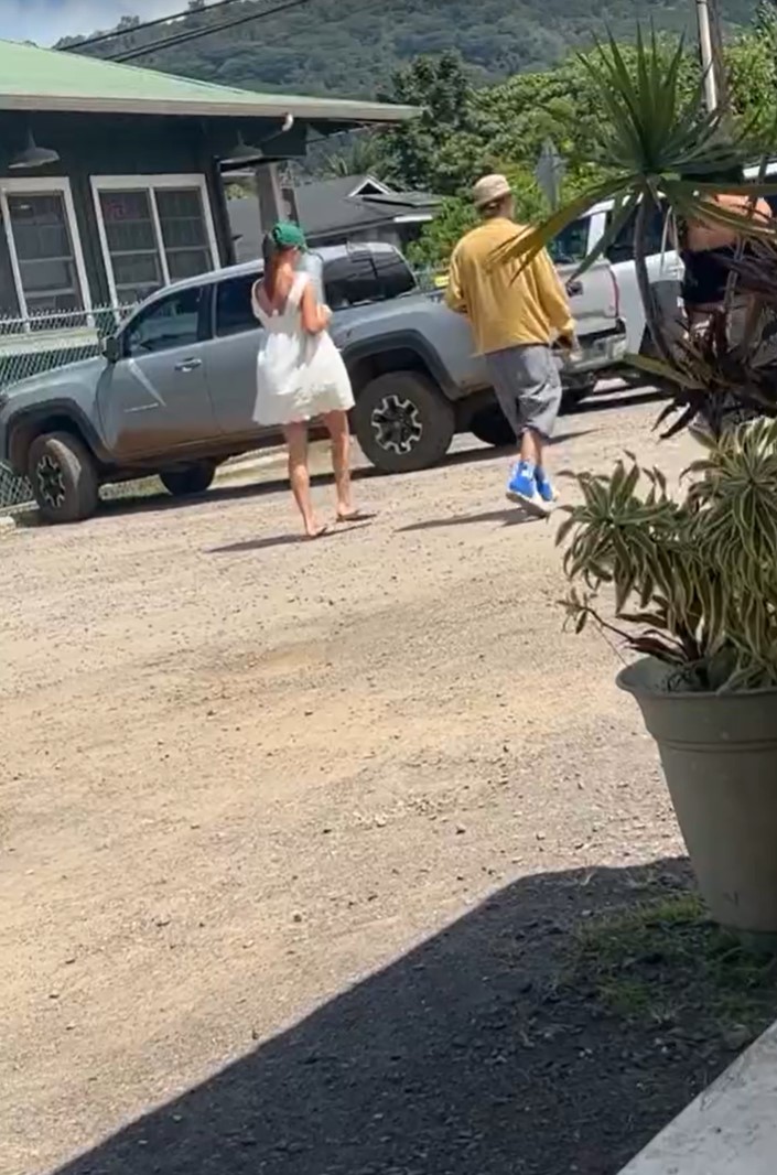 She donned a flowy white dress while on vacation in Hawaii