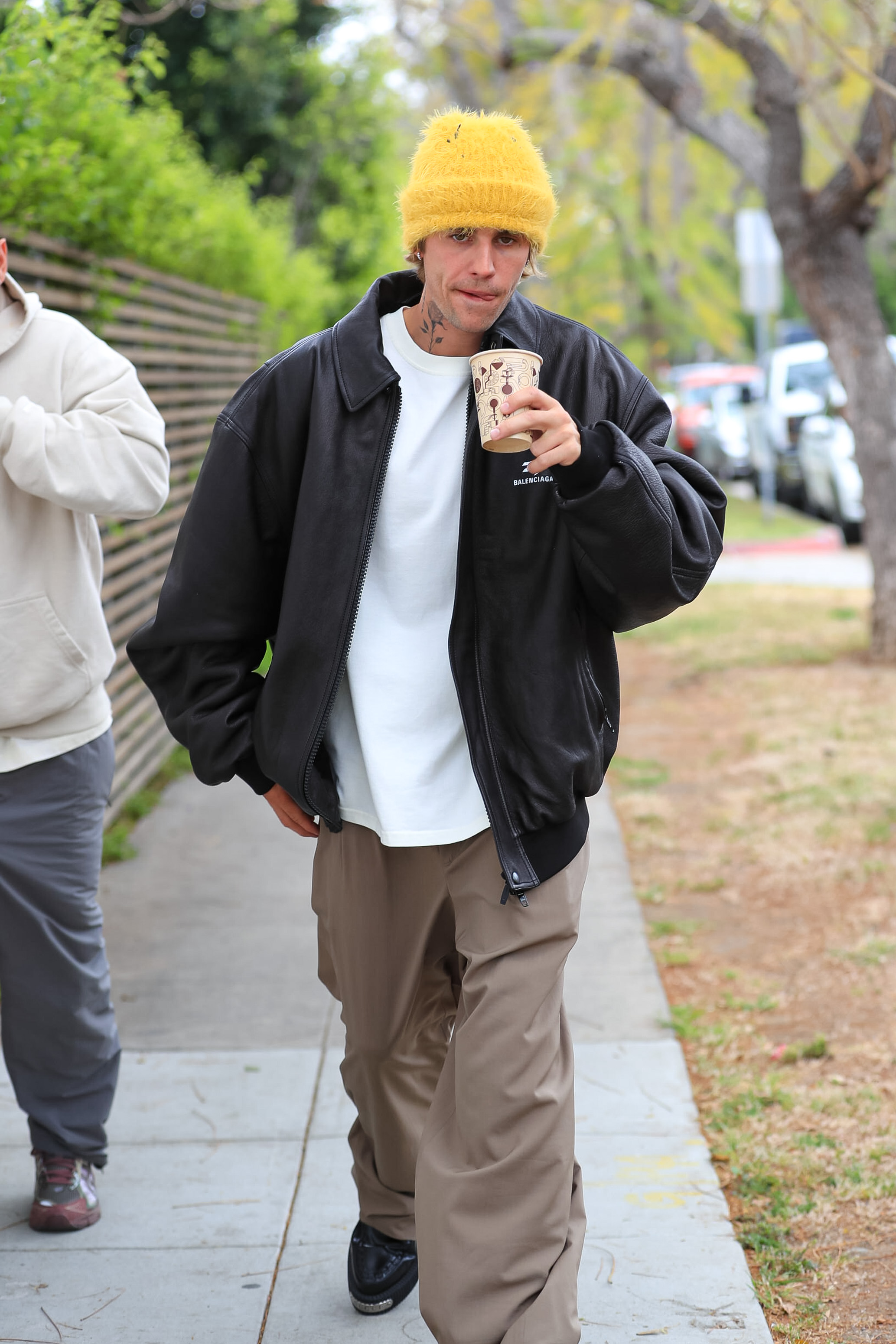 The star stepped out without his wife, Hailey Bieber