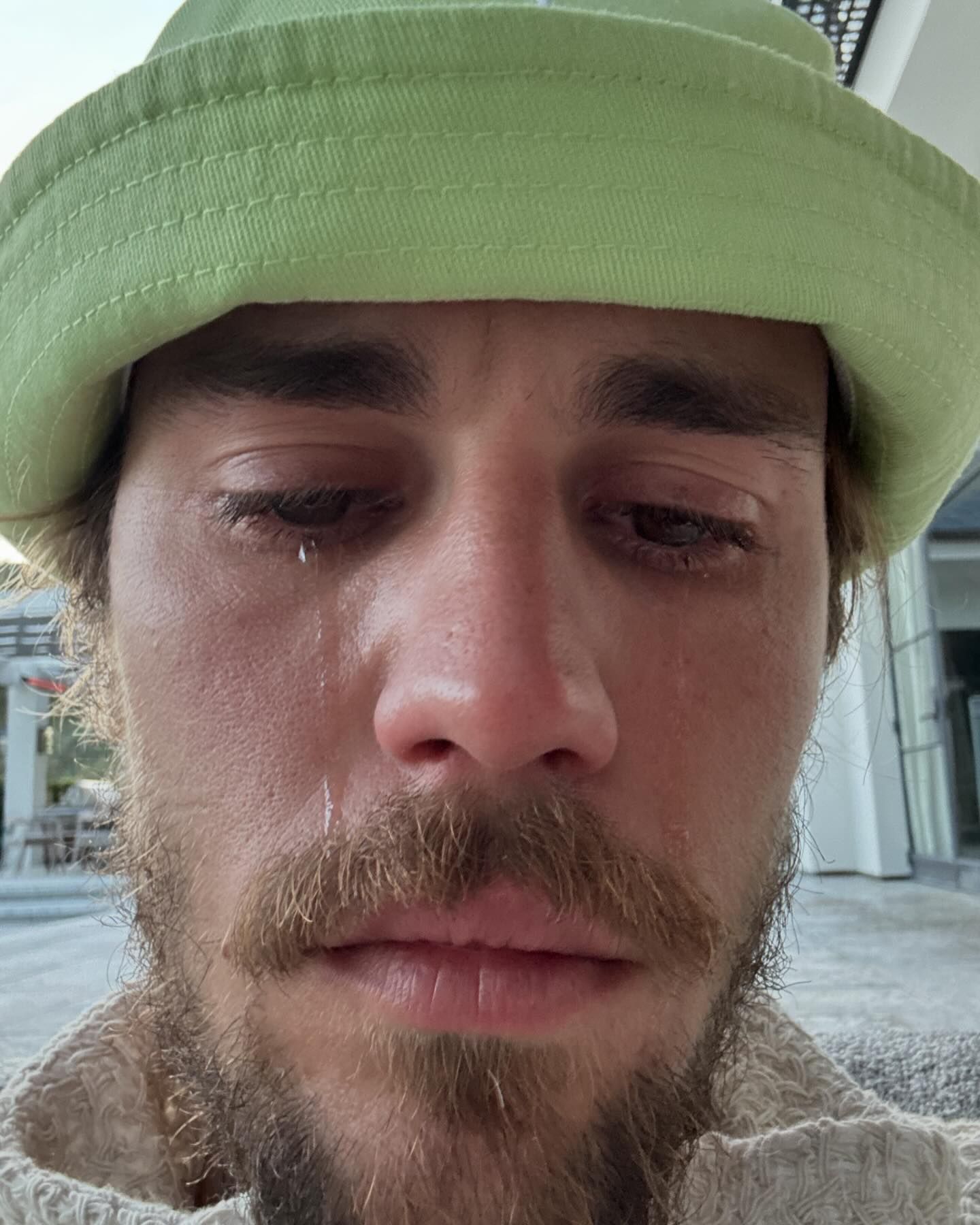Justin concerned fans after uploading a selfie of him crying