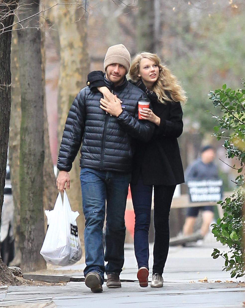 Jake Gyllenhaal and Taylor Swift pictured on a stroll in Brooklyn, New York