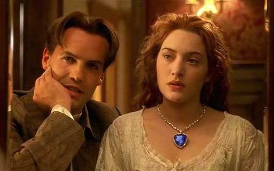 He sported a totally different look in Titanic alongside Kate Winslet