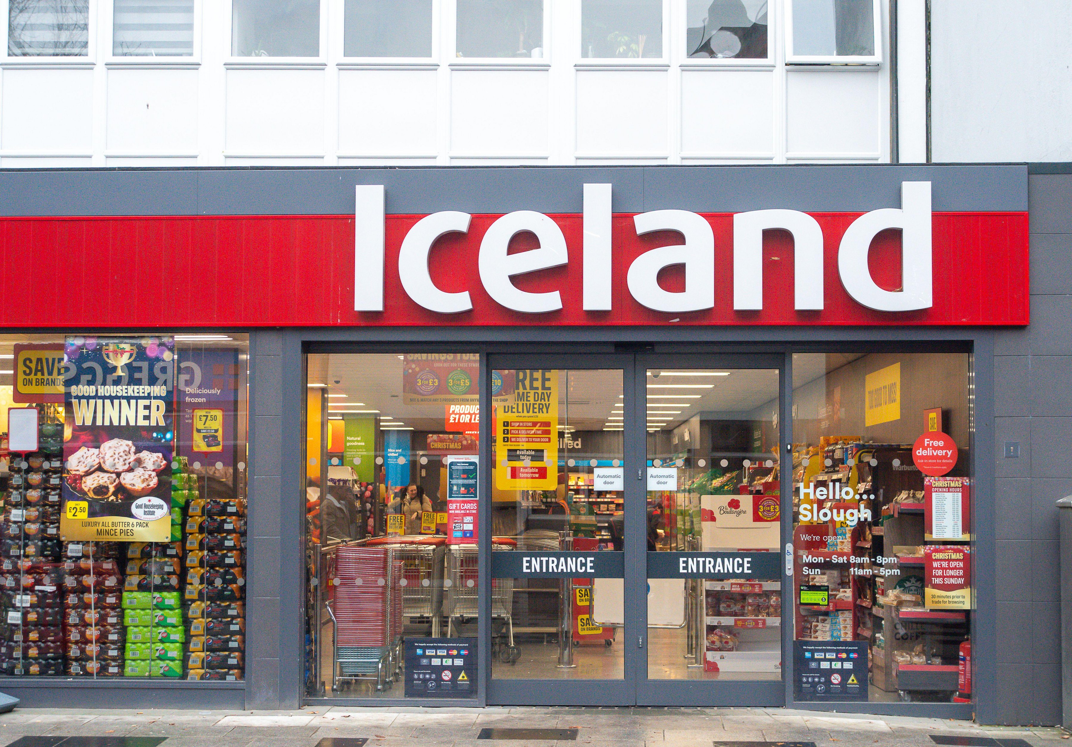 Frustrated with the cruel comments, Iceland worker Adam decided to hit back at trolls