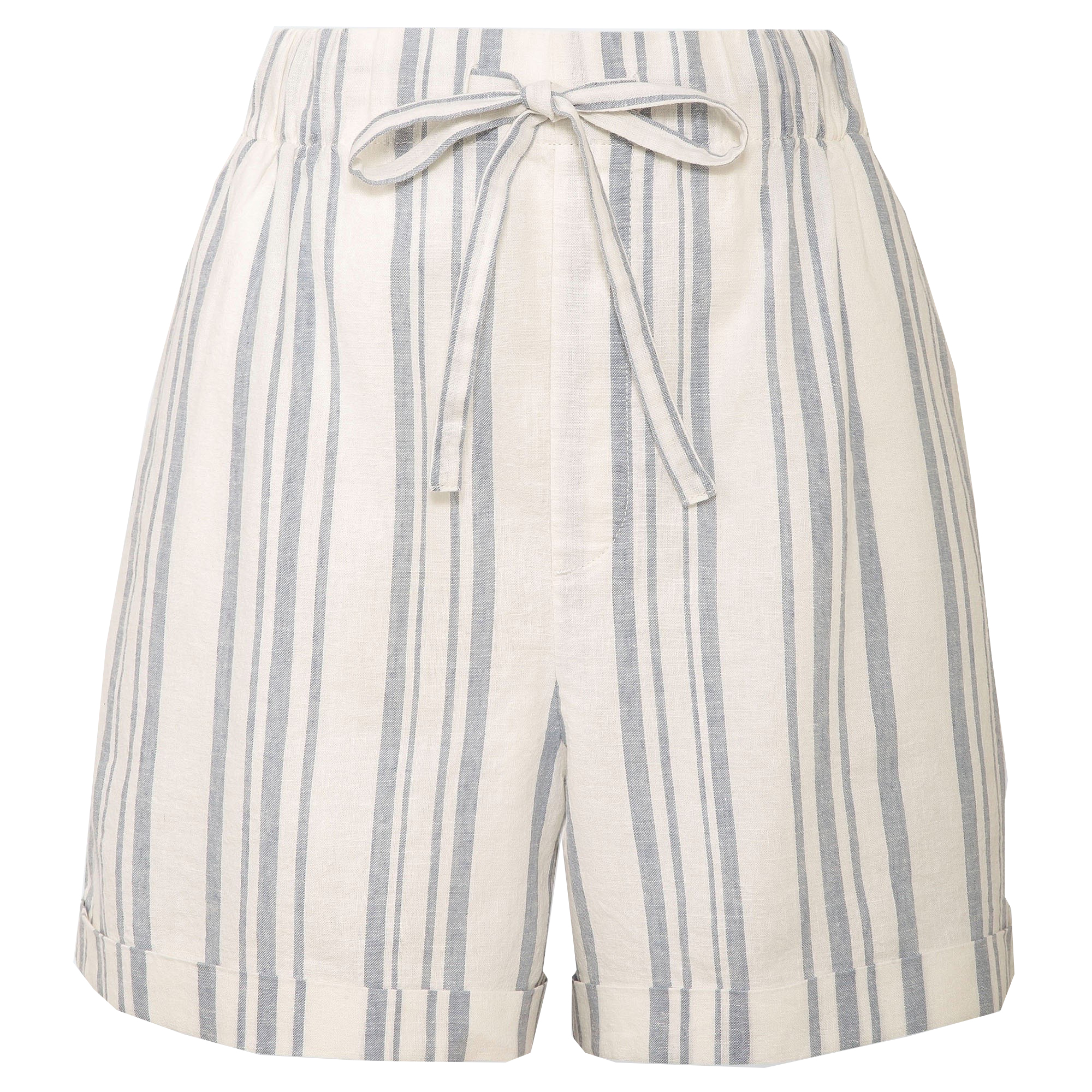 The stylist says that linen shorts are great for this summer