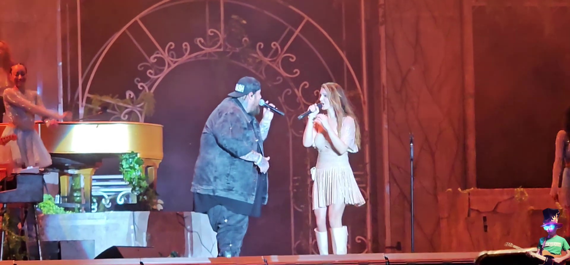 Jelly Roll showed off his slimmed-down figure while performing with Lana Del Rey at Hangout Fest in Alabama