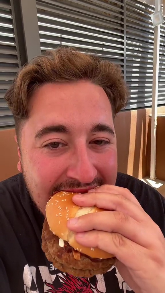 Influencer Corys World orders everything at a Spanish McDonald’s