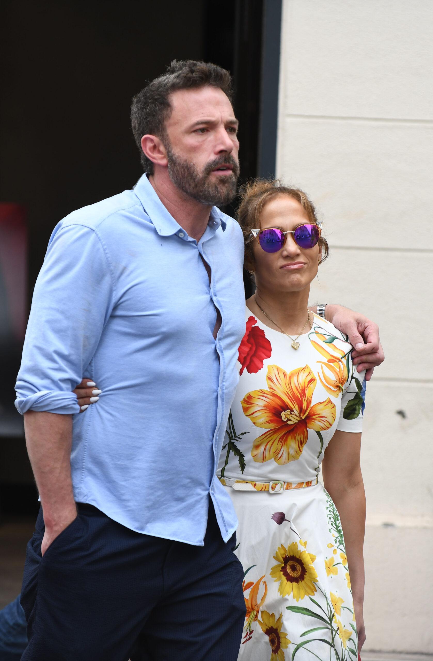 Jennifer Lopez And Ben Affleck Allegedly 'Living Separate Lives