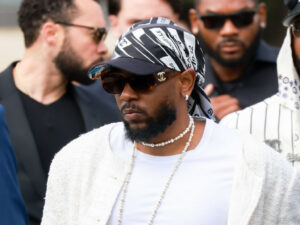 Kendrick Lamar - Chanel : Outside Arrivals - Paris Fashion Week - Haute Couture Fall/Winter 2023/2024