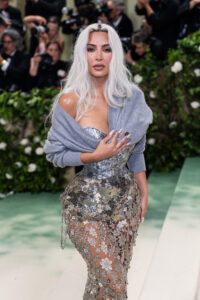 Kim Kardashian flaunted her slim waist at the Met Gala