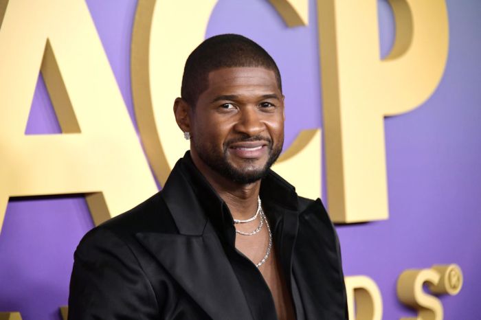 Usher attends 55th Annual NAACP Awards - Arrivals