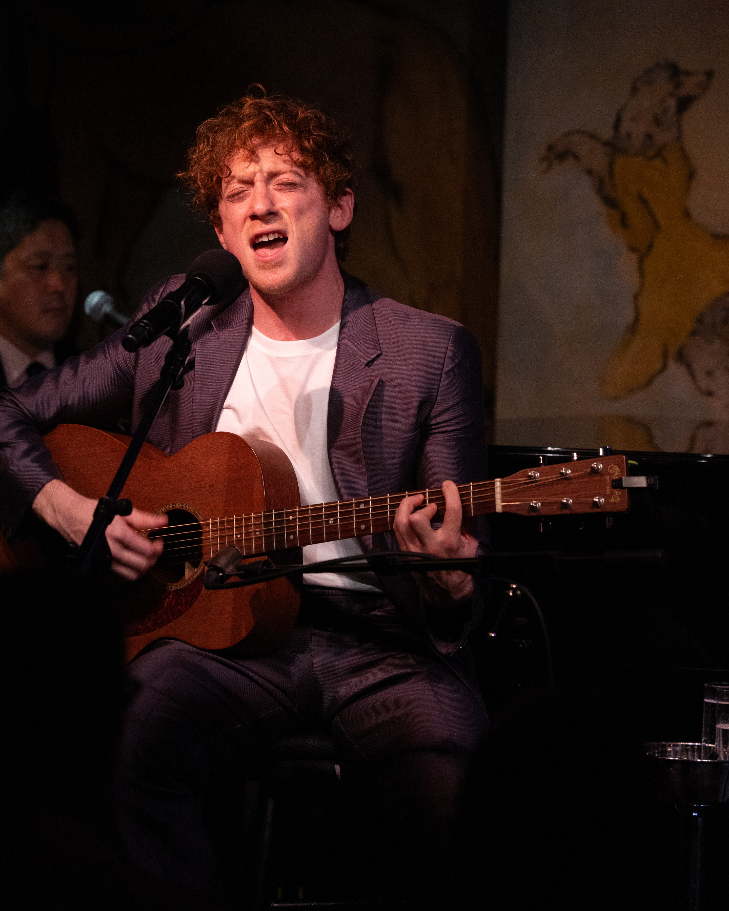 Ethan will be performing at Café Carlyle from now until June 1