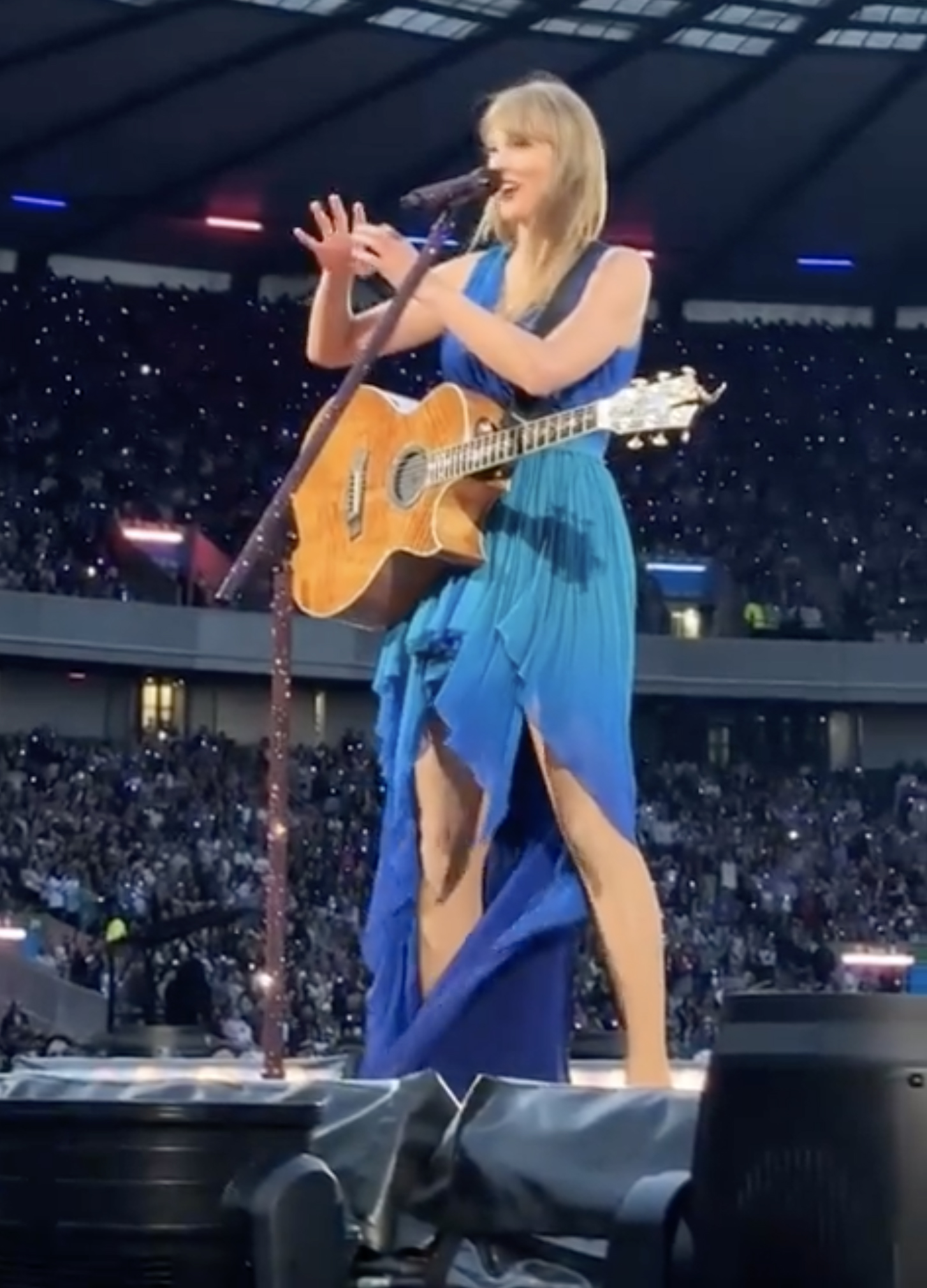 Taylor's Edinburgh show featured a number of of heartfelt moments