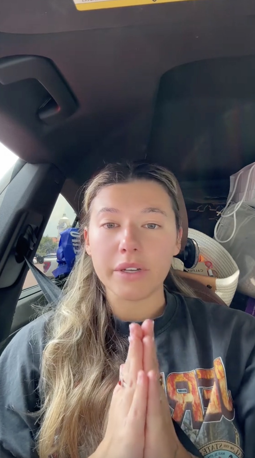 Robillard revealed the news in a TikTok clip while she was sitting in a car with her belongings