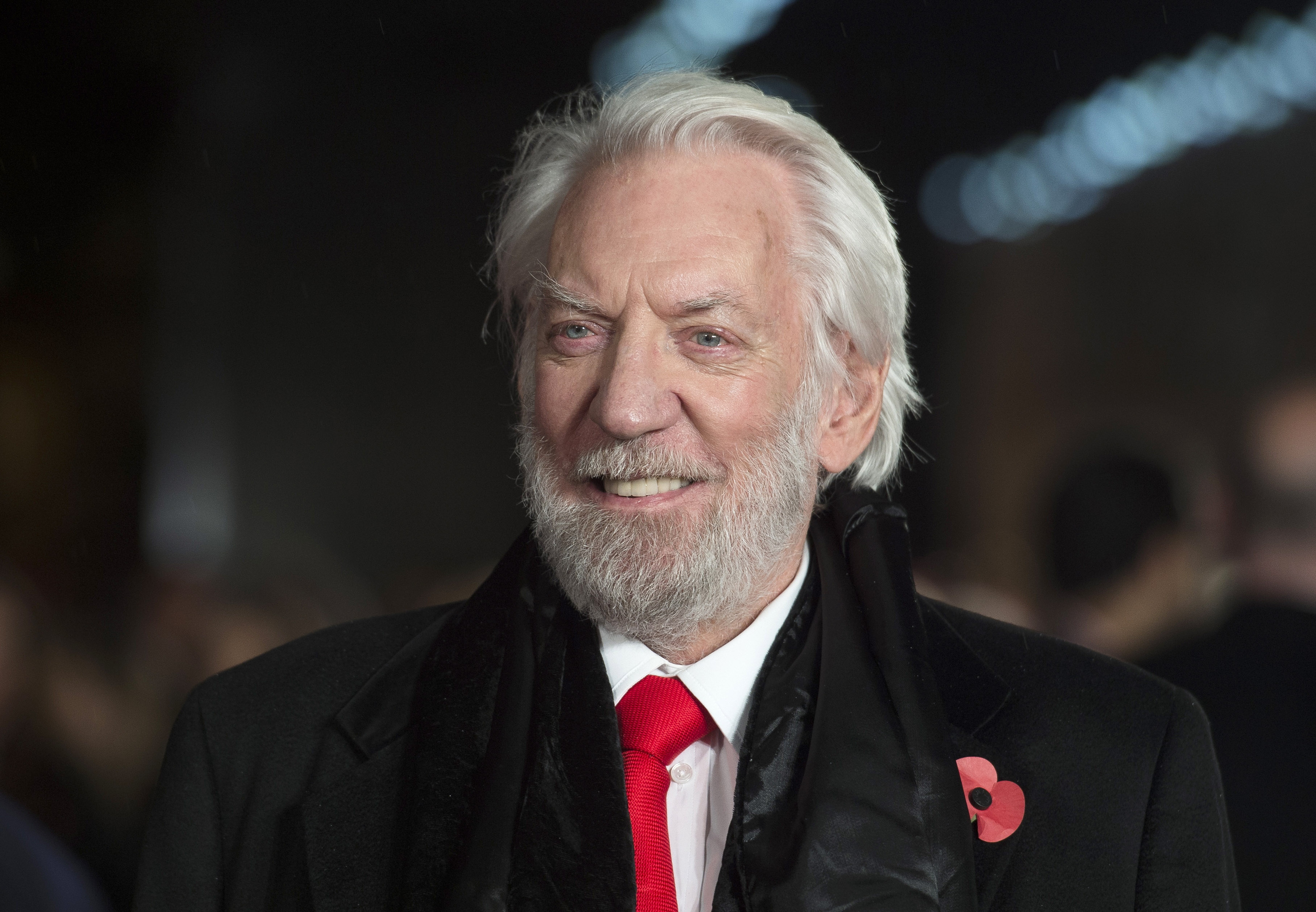 Donald Sutherland died at age 88 of an undisclosed illness, shocking the nation